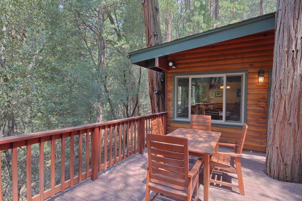 1L The Tree House Villa North Wawona Exterior photo