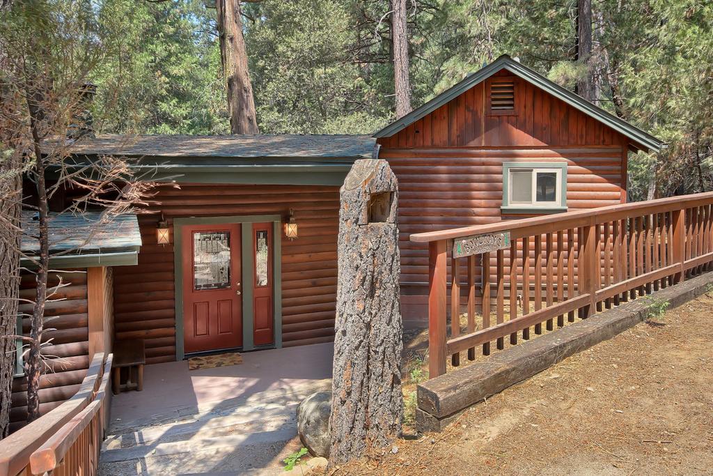 1L The Tree House Villa North Wawona Exterior photo