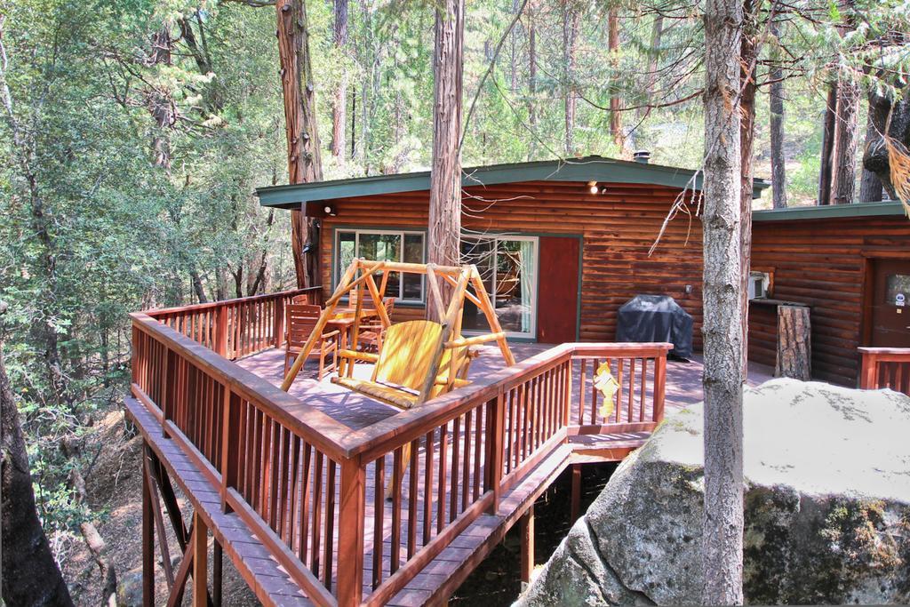 1L The Tree House Villa North Wawona Exterior photo